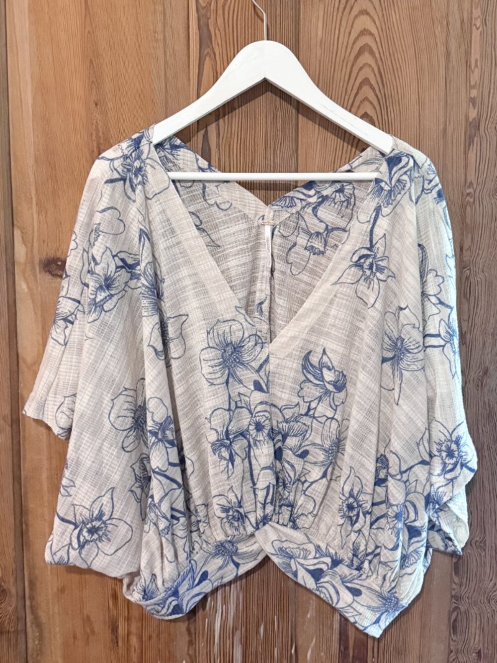 Free People One Dance Floral Printed V Neck Relaxed Fit Top Women's size L - Picture 3 of 6